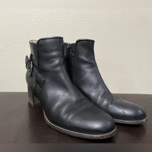 Aquatalia Women’s Ankle Boot Black Leather Side Zip Up Buckle Size 11 - Picture 4 of 11